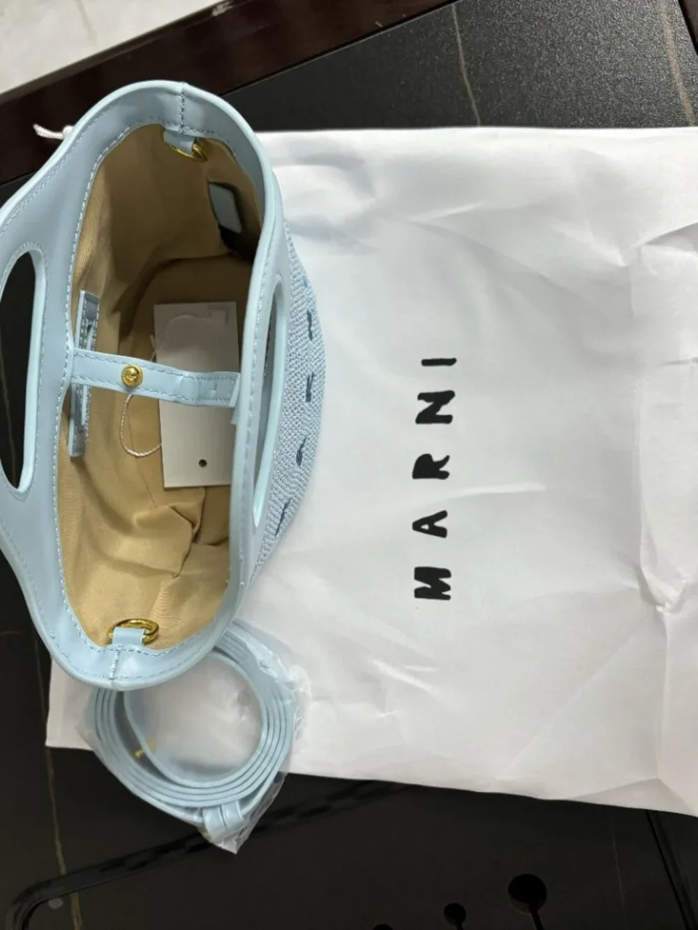 Marni pastel light